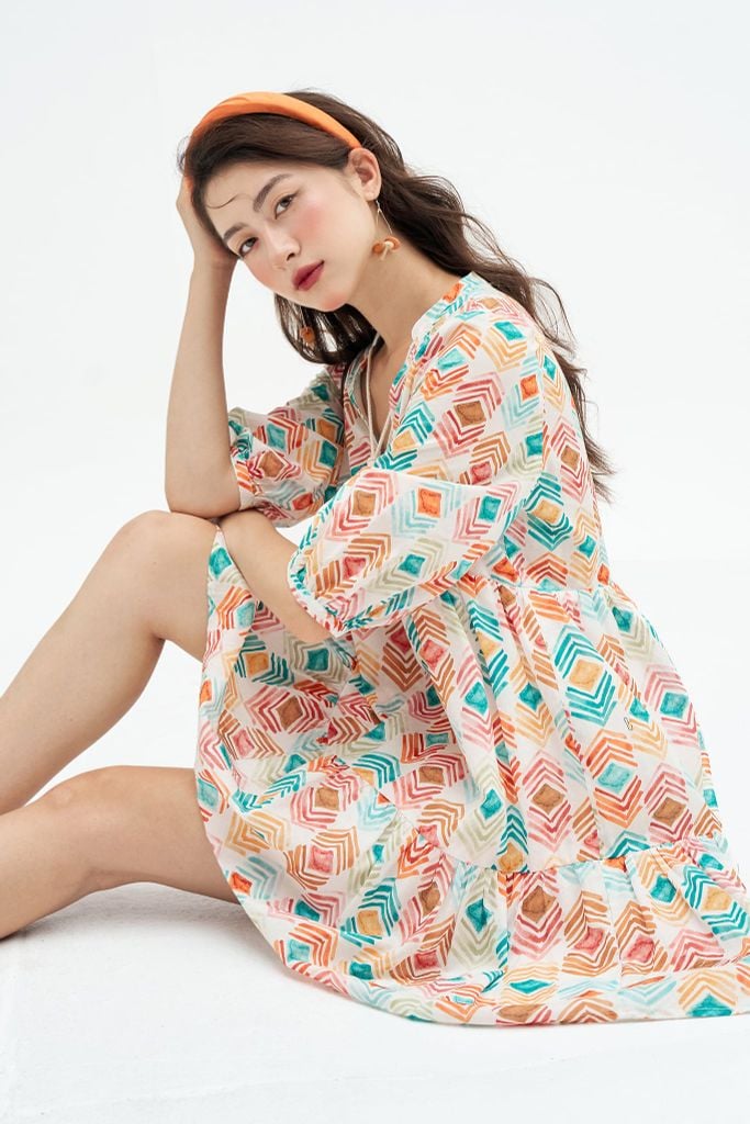 Đầm suông thô lụa nối tầng họa tiết kỷ hà