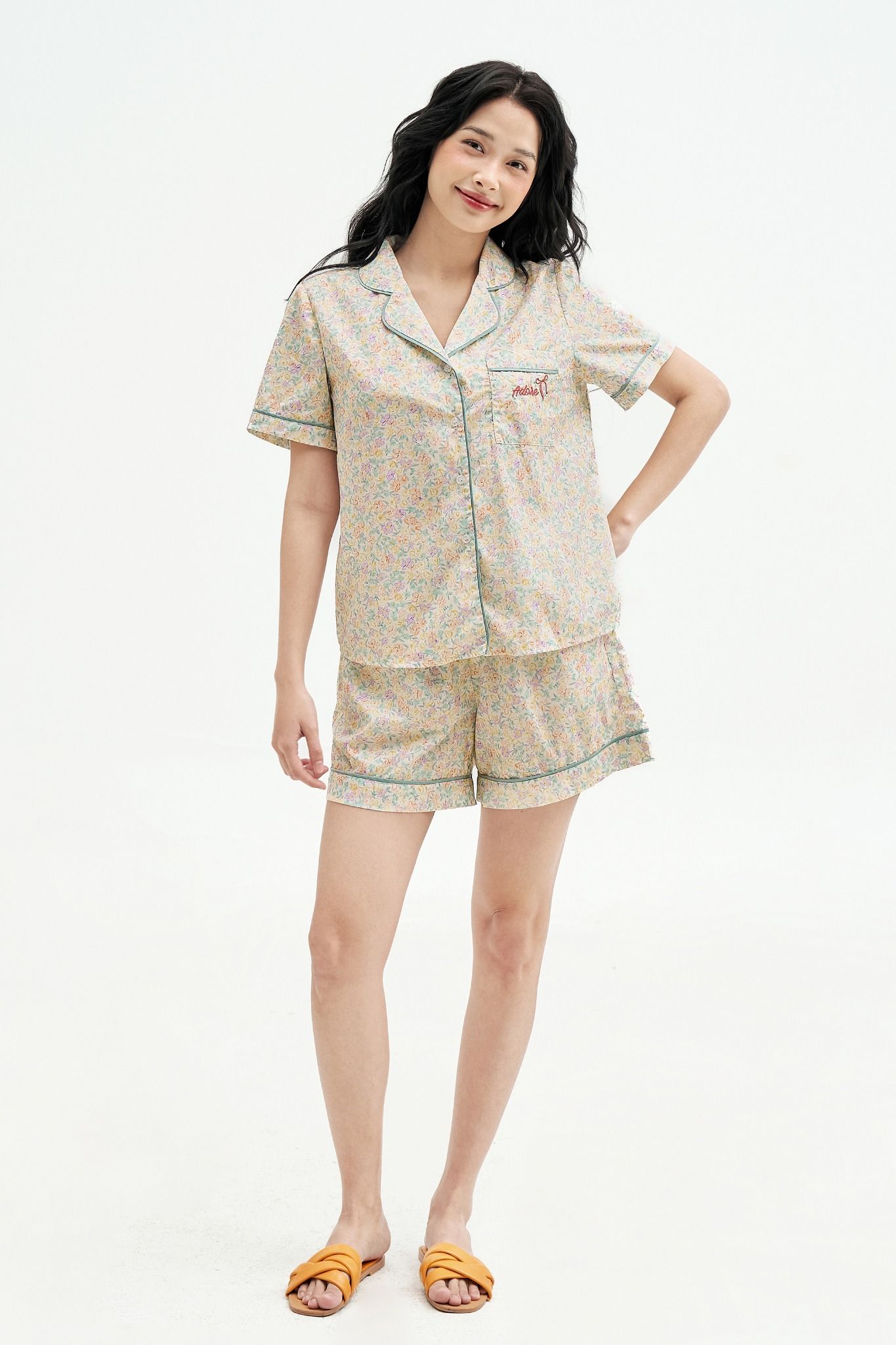 Bộ pyjamas cộc thô lụa hoa nhí phối line mint