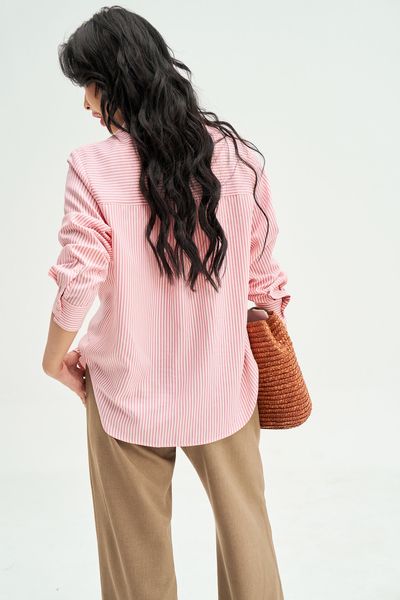 Sơ mi sọc hồng thêu hoa nổi đáp túi