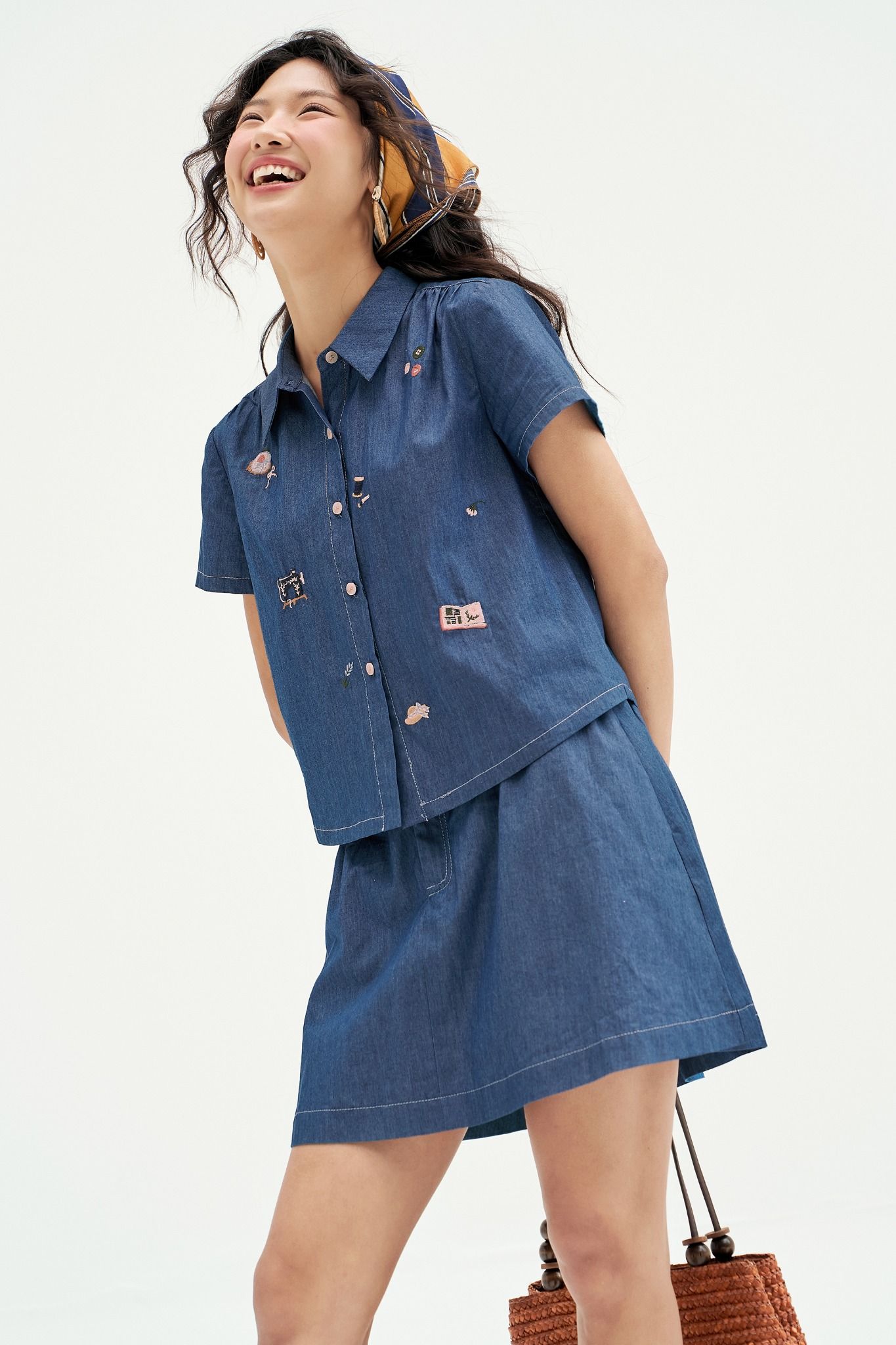 Chân váy mini xoè thô denim xanh chàm
