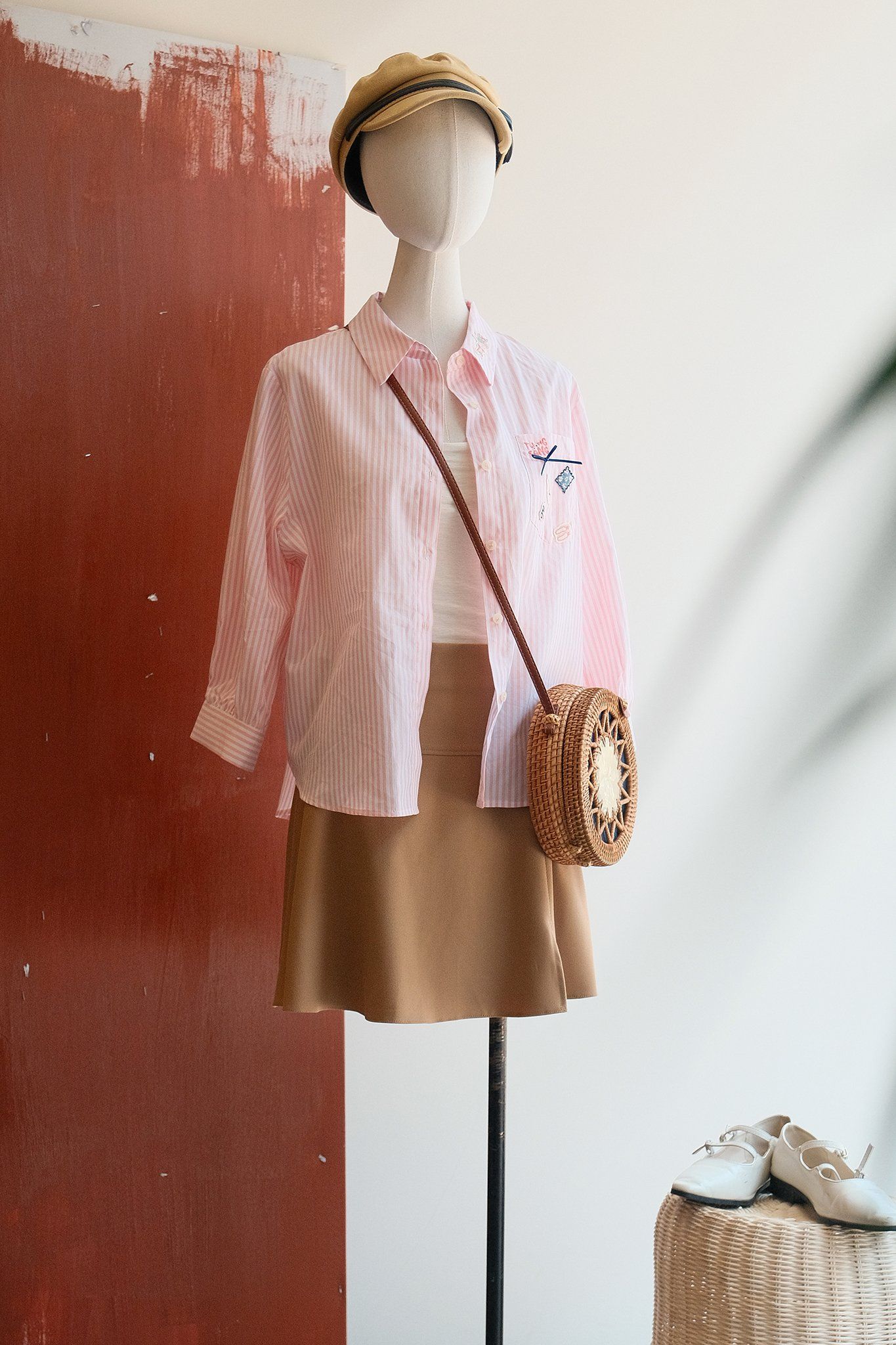 Sơ mi sọc hồng cam thêu patches