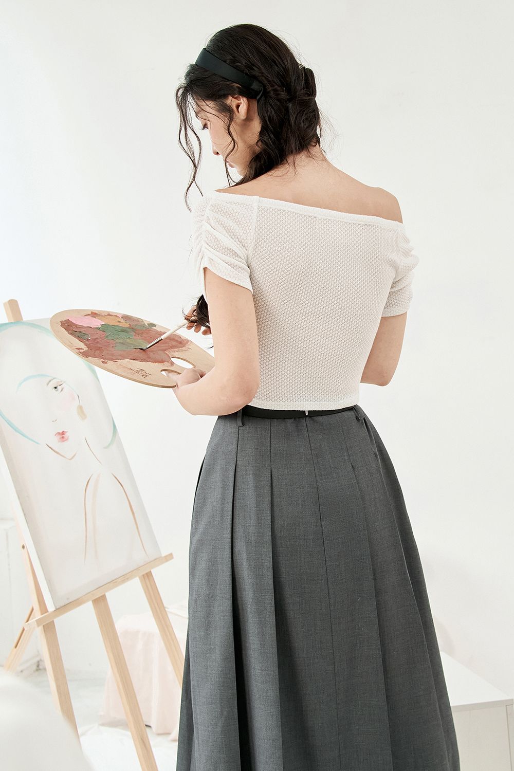 Áo top len lưới trắng đính nơ