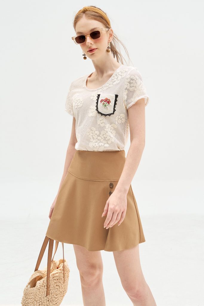 Áo top lưới ren trắng kem thêu túi