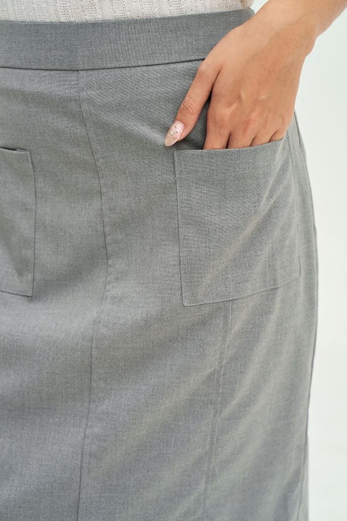 Chân váy mini túi ốp basic tàn sáng