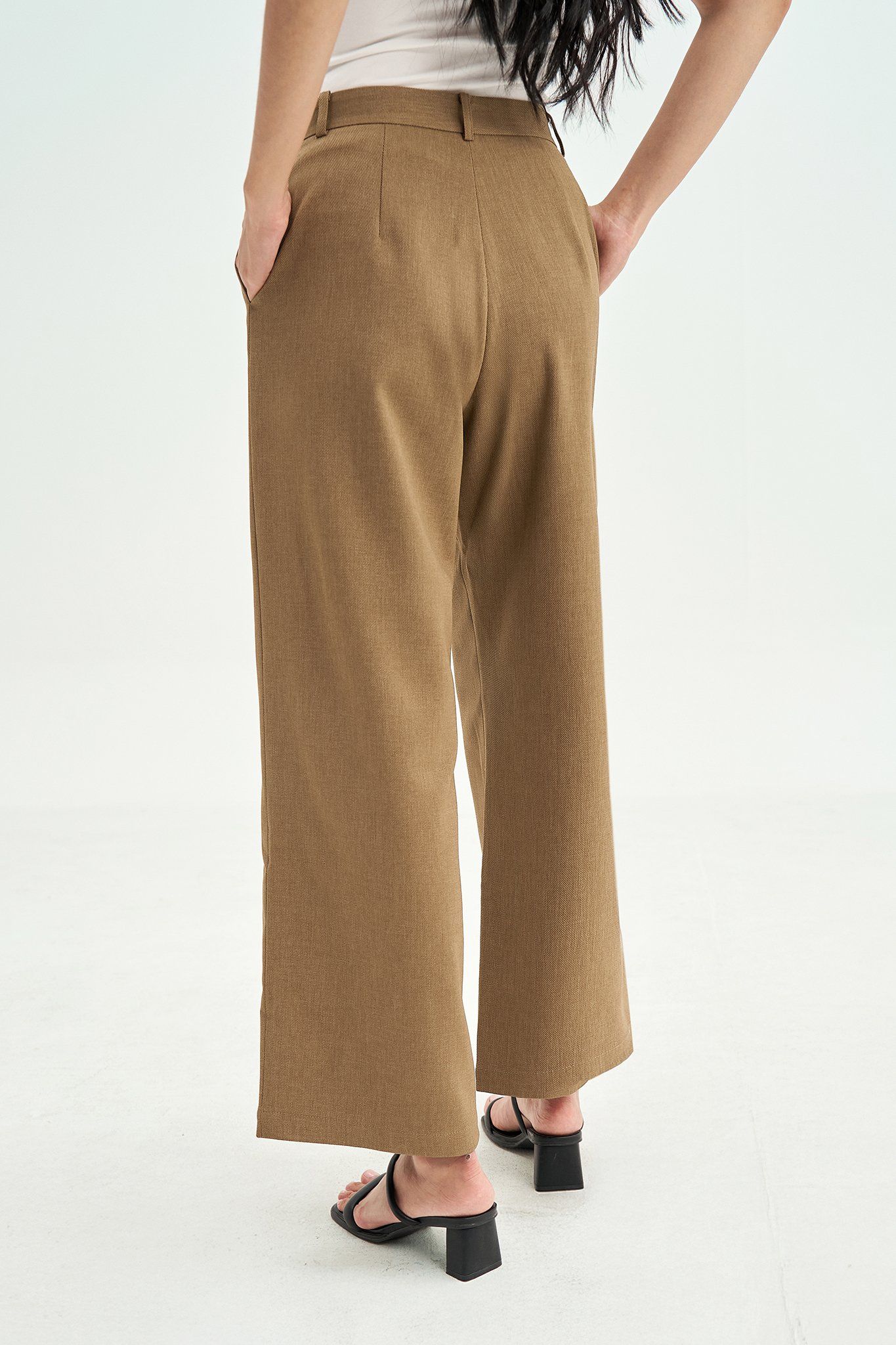 Quần ống rộng camel basic