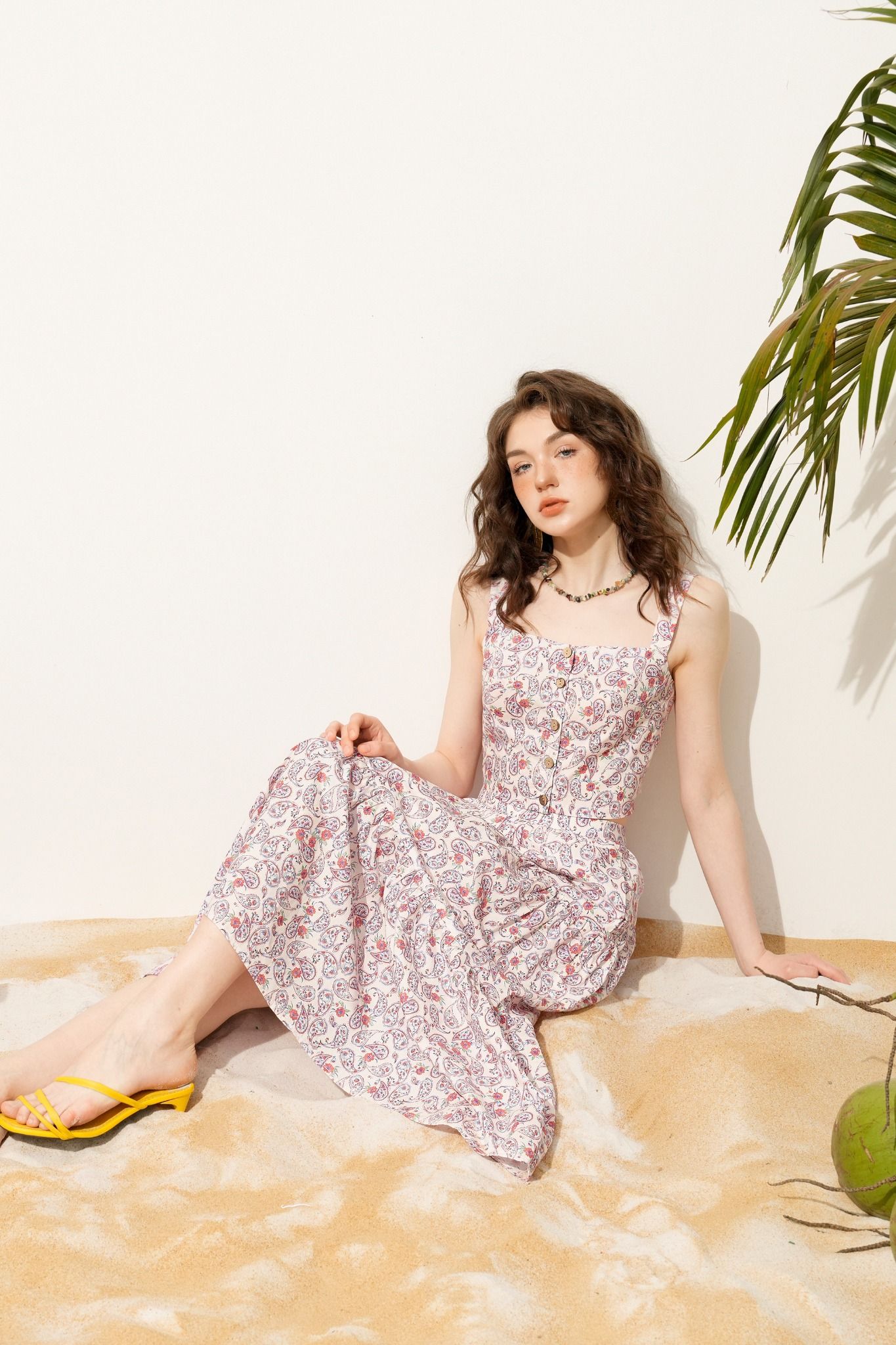 Chân váy midi nối tầng paisley hồng