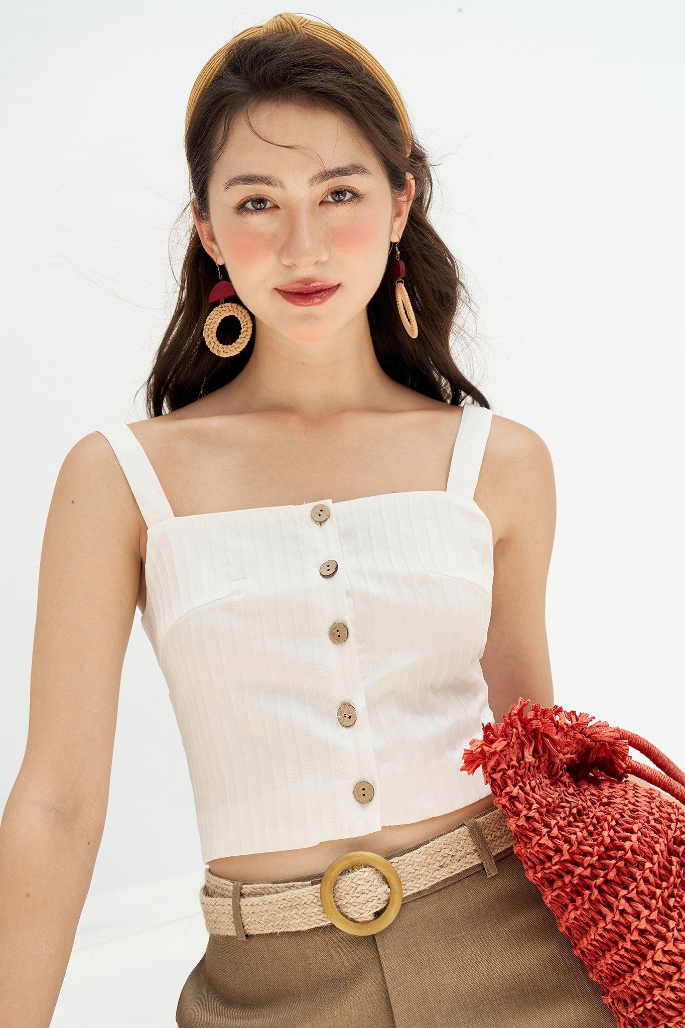 Áo crop hàng khuy poly xốp trắng