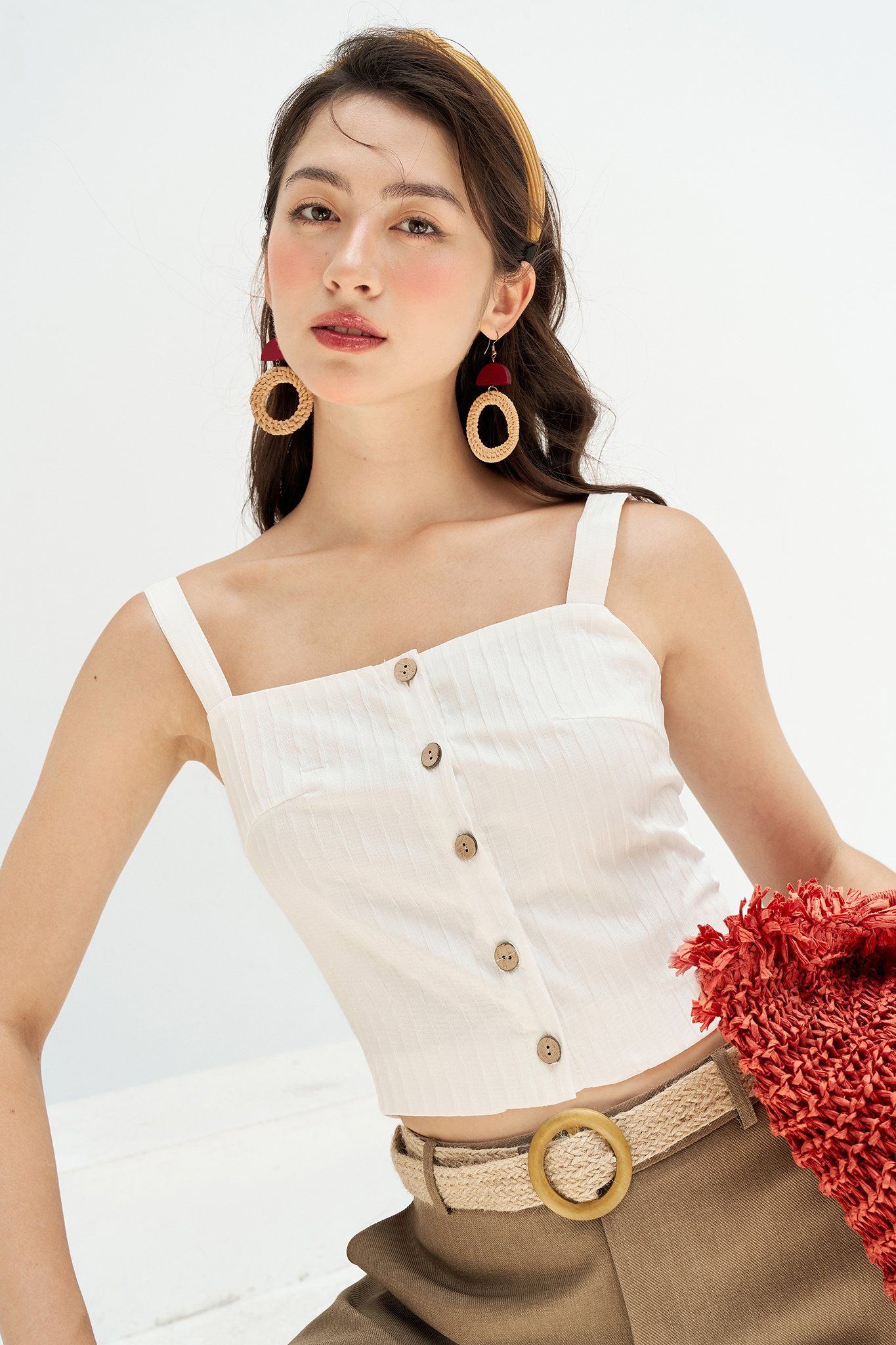 Áo crop hàng khuy poly xốp trắng