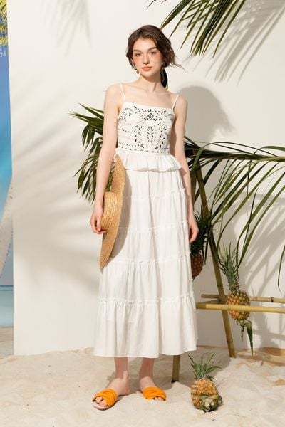 Chân váy maxi trắng nối tầng