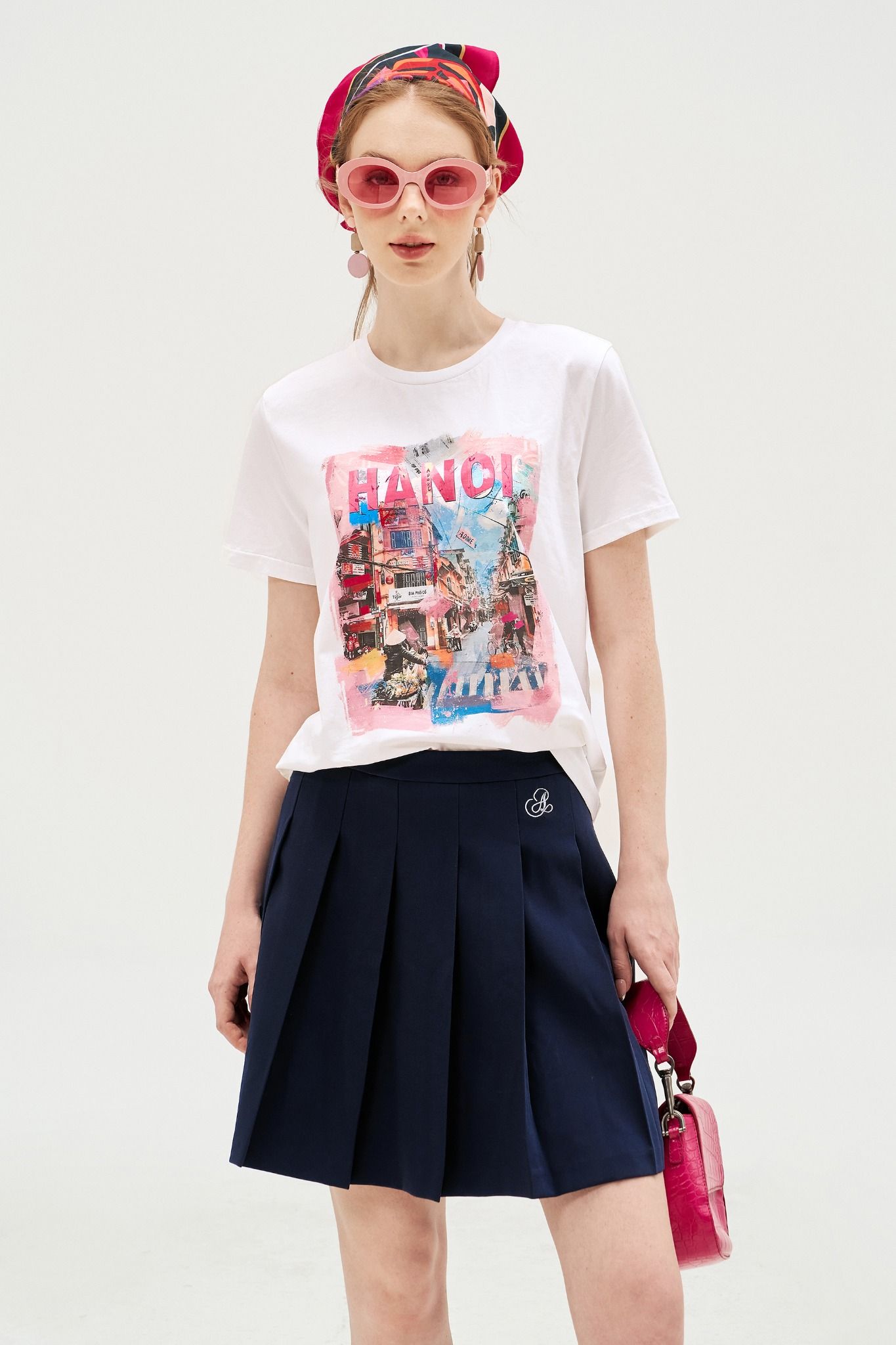 T-shirt trắng in Hanoi