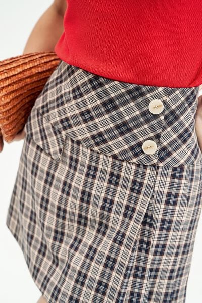 Chân váy mini A karo xanh xếp ly lệch