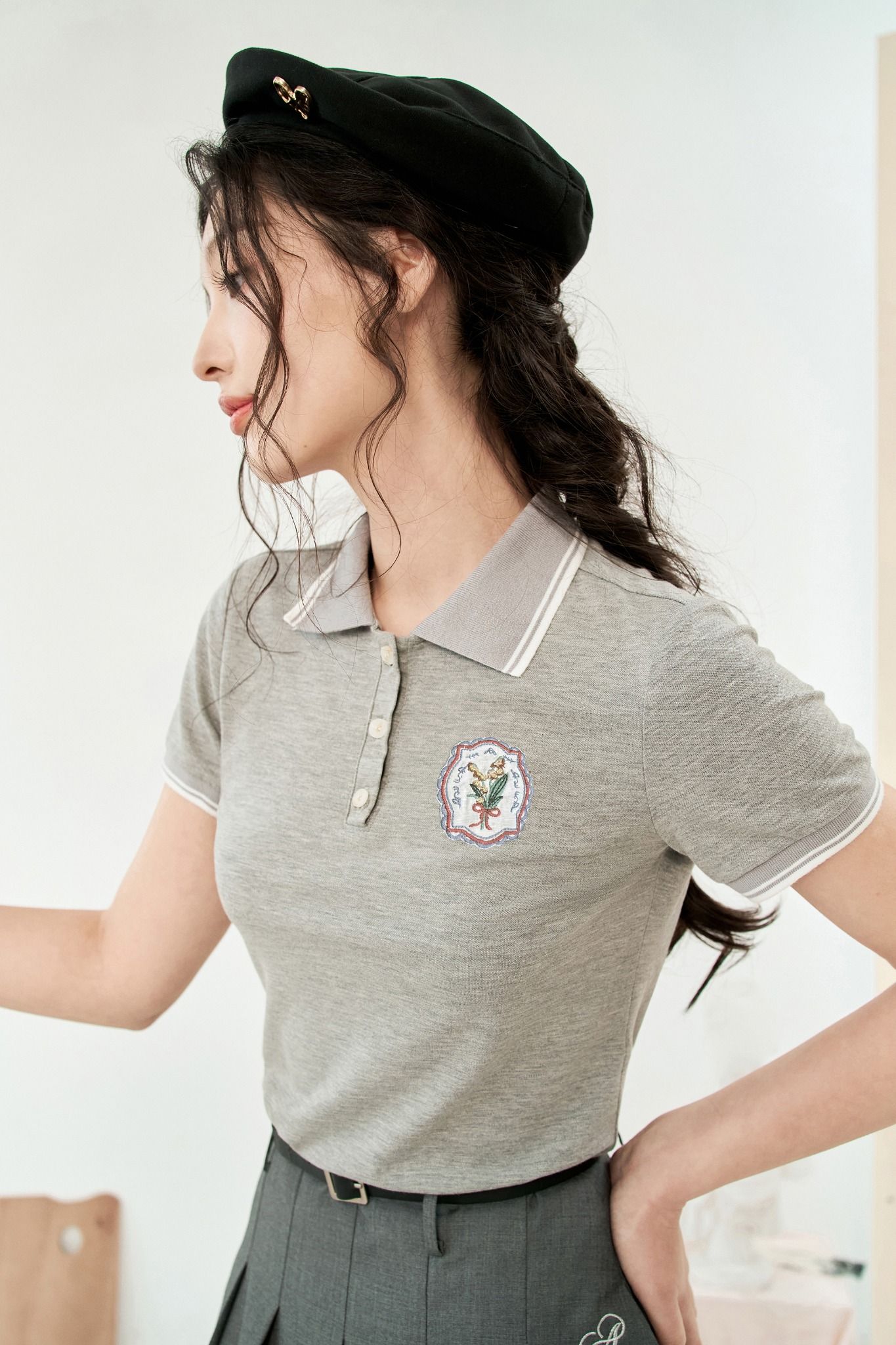 Áo polo tổ ong tàn sáng thêu patches