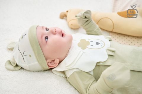  Set bao tay bao chân sơ sinh La Pomme cừu bông năng động 