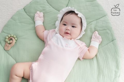  Mũ sơ sinh La Pomme hoa nhỏ ngọt ngào 