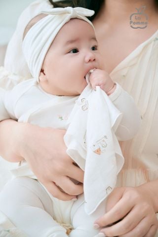  Set 5 Khăn sữa sợi tre lụa La Pomme (30x30cm) - Trắng (Ngôi làng) 