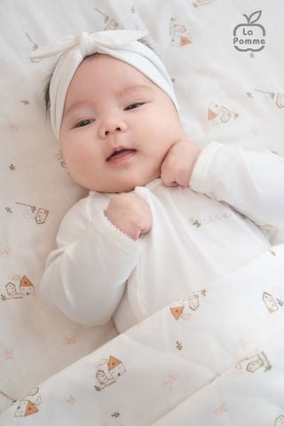  Set 2 Khăn đa năng sợi tre lụa La Pomme (75x75cm) - Trắng (Ngôi làng) 