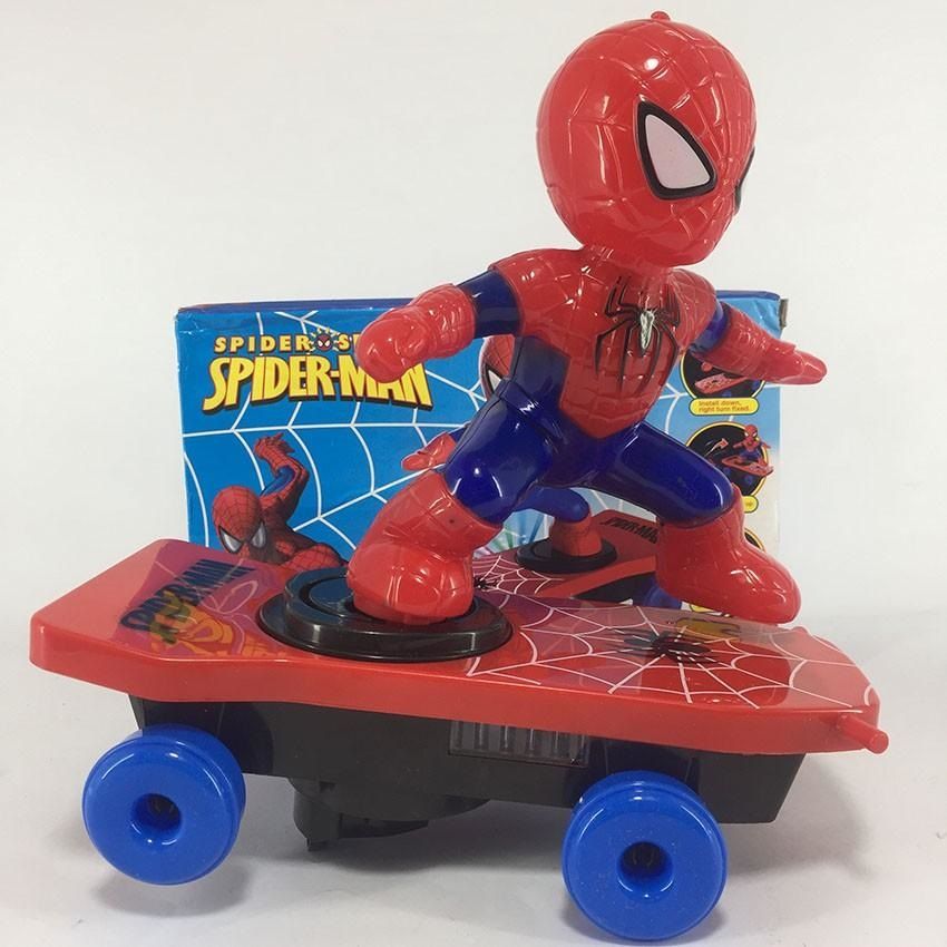 Người nhện Spiderman lướt ván