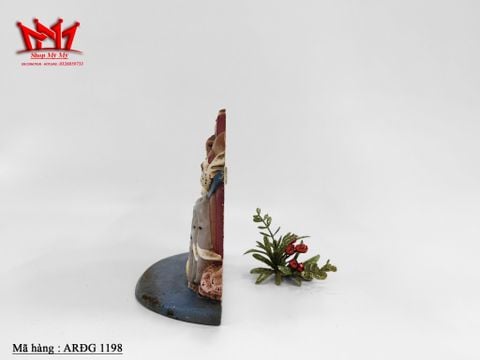  Chặn cửa Noah's Ark cổ điển nặng và rất bền. Nó được làm bằng gang. 