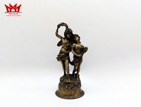  Tượng cặp đôi được làm bằng đồng của Châu Âu 