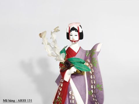  Bộ sưu tập tượng Fuji Musume Hamilton của thương hiệu Hamilton ( Nhật Bản ). 