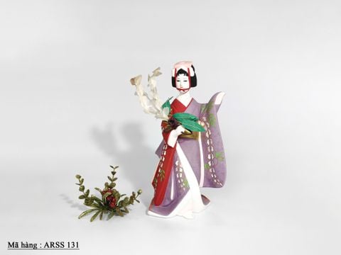  Bộ sưu tập tượng Fuji Musume Hamilton của thương hiệu Hamilton ( Nhật Bản ). 