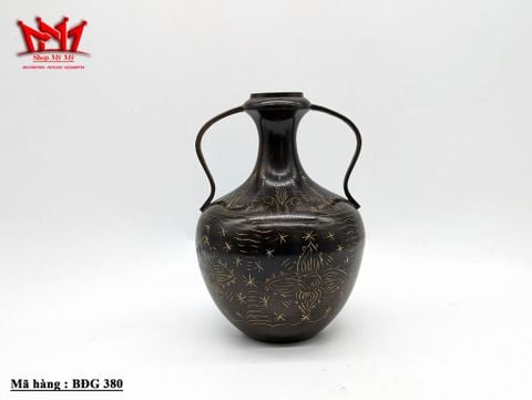  Bình đồng 2 quai được chạm khắc bằng tay tinh tế của Ấn Độ 