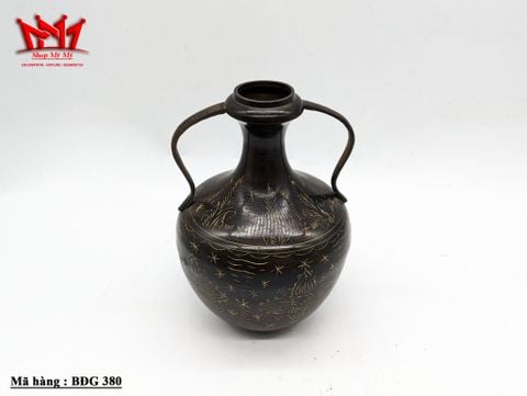  Bình đồng 2 quai được chạm khắc bằng tay tinh tế của Ấn Độ 