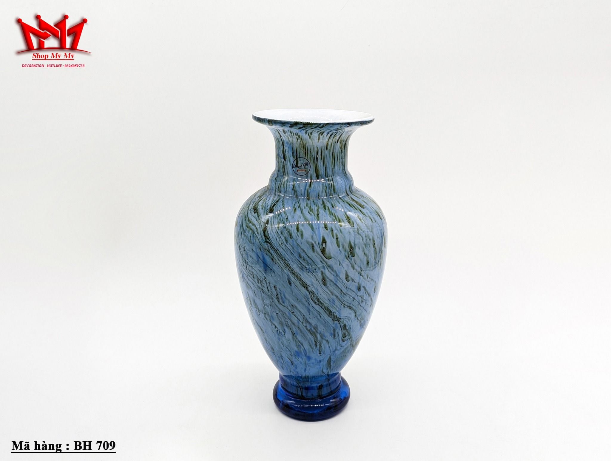 Bình hoa thủy tinh cao cấp cổ lọ màu xanh nhạt được nhập từ Mỹ