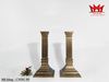 Cặp chân nến bằng đồng có đế vuông, dày và nặng của Ấn Độ.