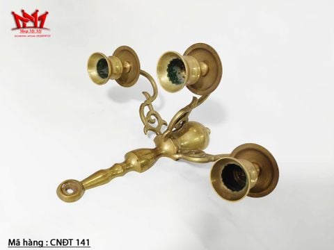  Cặp chân nến đồng treo bằng đồng cổ điển 3 nhánh. 