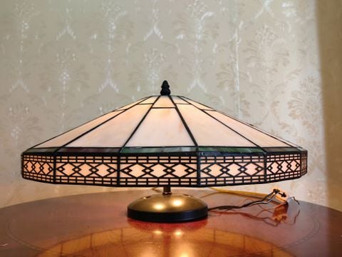  Cặp đèn kính màu Capulina cổ điển ốp tường hoặc trần nhà. 