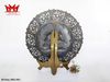 Dĩa đồng trang trí treo tường của Ai Cập được gắn từng miếng tỉ mỉ .