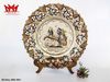 Dĩa đồng trang trí treo tường của Ai Cập được gắn từng miếng tỉ mỉ .