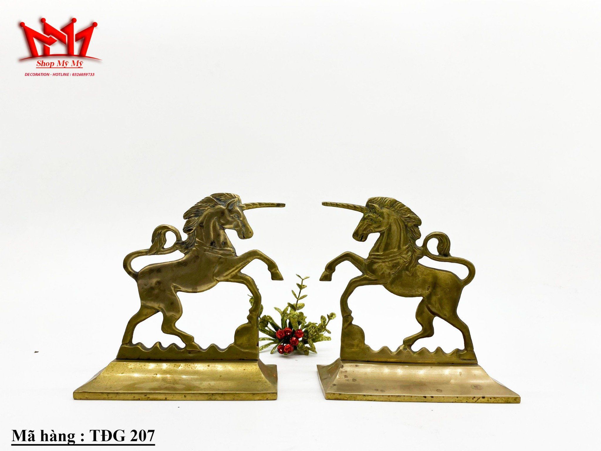 Cặn ngựa sừng dùng để chặn sách chất liệu đồng   ( 207 )