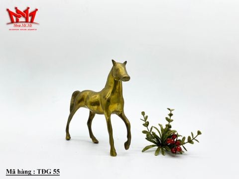  Chú ngựa chất liệu đồng với ngoại hình mạnh mẽ ( 55 ) 