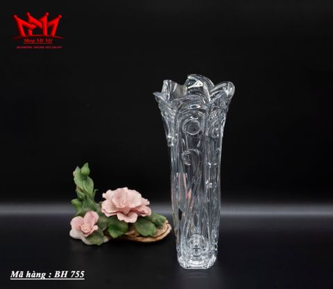  Bình pha lê cổ điển của CH Czech  24% Lead Crystal Curl Vase. 