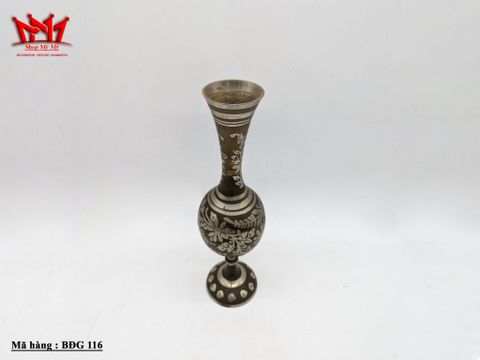  Bình hoa thiết kế nổi bật chất liệu Đồng 