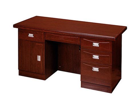 Bàn nhân viên B07