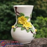 Bình tỏi loe đắp nổi hoa gốm sứ Bát Tràng