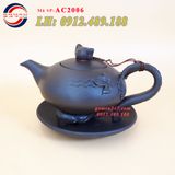 Ấm gốm men đen