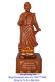 Tượng ghỗ quốc công tiết chế Hưng Đạo Đại Vương Trần Quốc Tuấn T05