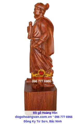 Tượng ghỗ quốc công tiết chế Hưng Đạo Đại Vương Trần Quốc Tuấn T05