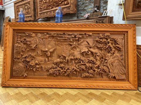 TRANH TÙNG HẠC DU XUÂN GỖ HƯƠNG ĐỤC TAY T64