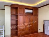 Mẫu tủ quần áo âm tường gỗ hương TA58