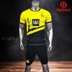 Áo bóng đá Dortmund sân nhà 2023 - 2024 màu vàng