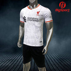 Áo đá bóng Liverpool sân nhà mùa giải 2024 - 2025