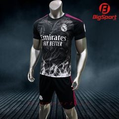 Áo đá bóng Real Madrid mùa giải 2024 - 2025
