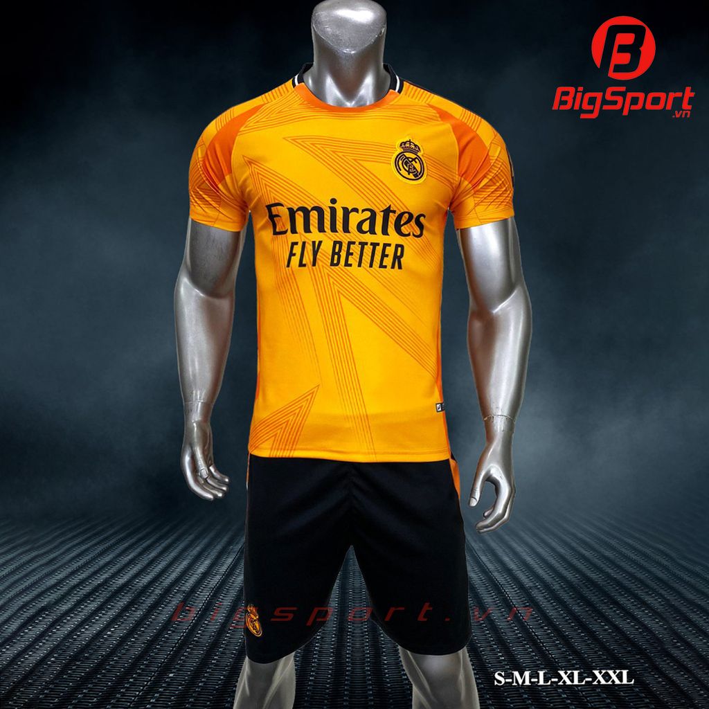 Áo đá bóng Real Madrid mùa giải 2024 - 2025