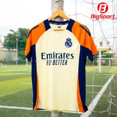 Áo đá bóng training Real Madrid 2025-2026 màu vàng kem