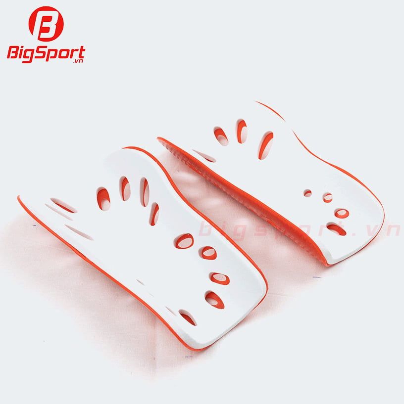 Bảo vệ ống đồng Akka Lite màu đỏ